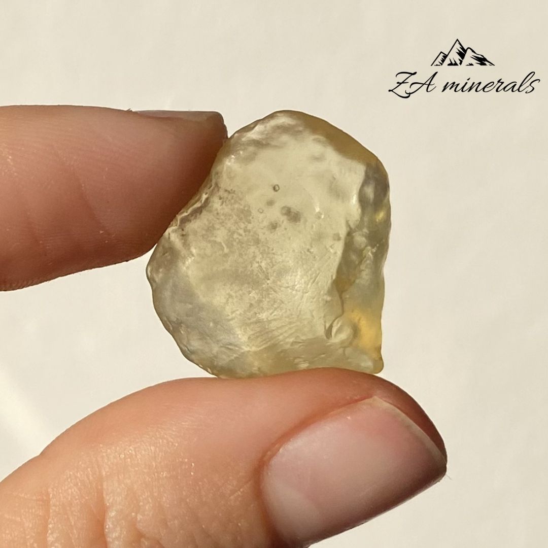 Libyan Desert Glass 0.003kg IZ21