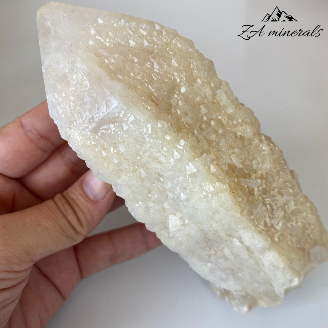 Milky Candle Quartz  (x1) 0.944kg