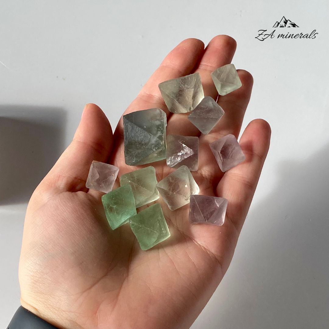 Fluorite Octahedrons (x12) 0.079kg IM5