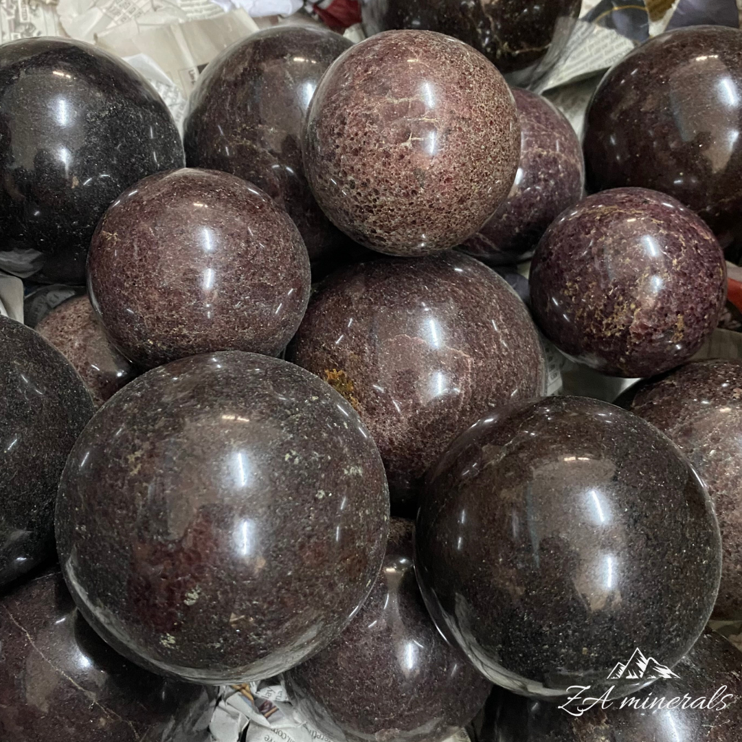 Polished Grenatite Spheres 1kg