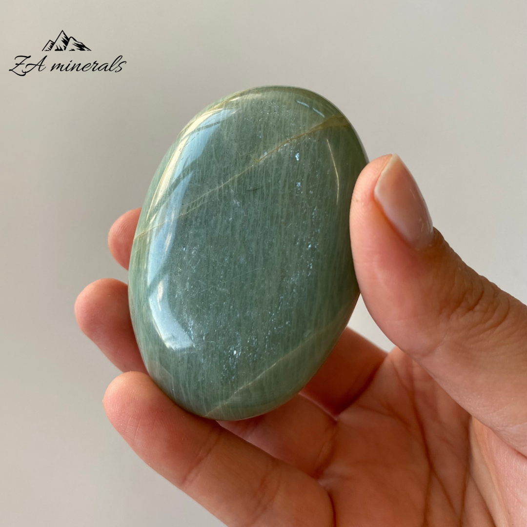 Polished Garnierite 'Green Moonstone' IQ7