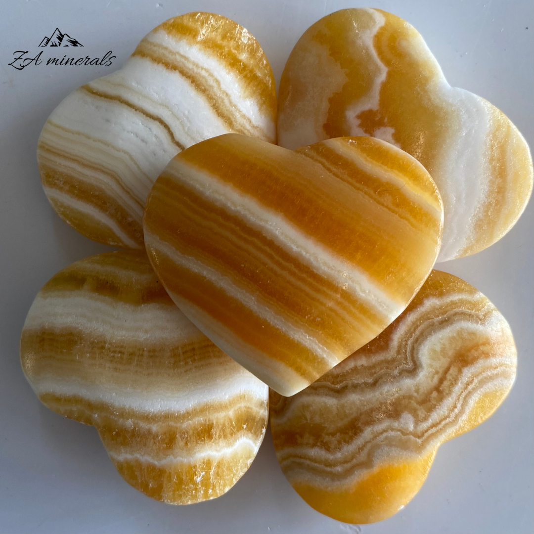 Orange Calcite Heart (x1) 0.065kg IS16