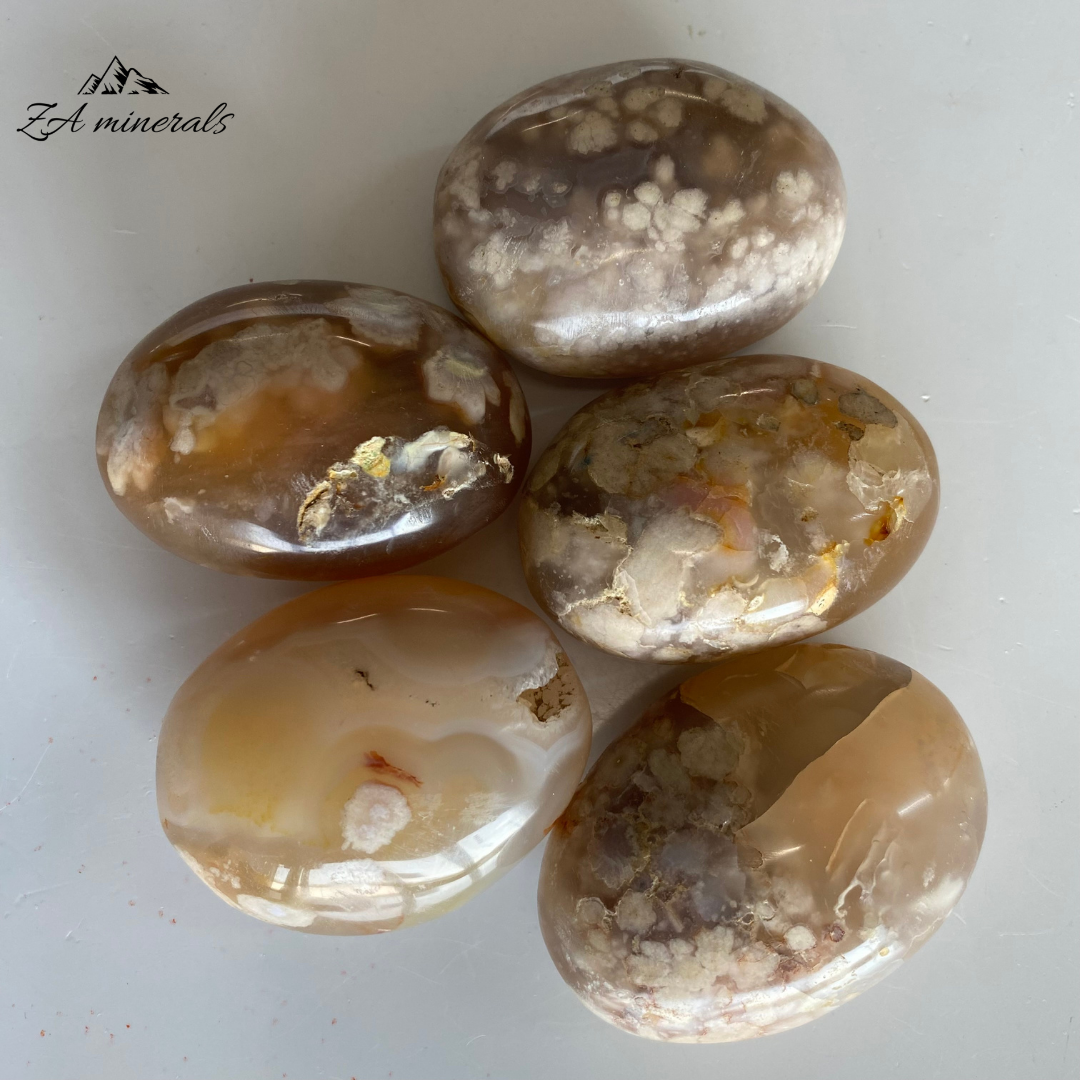 Polished Flower Agate Palmstone (x1) 0.110kg IS15