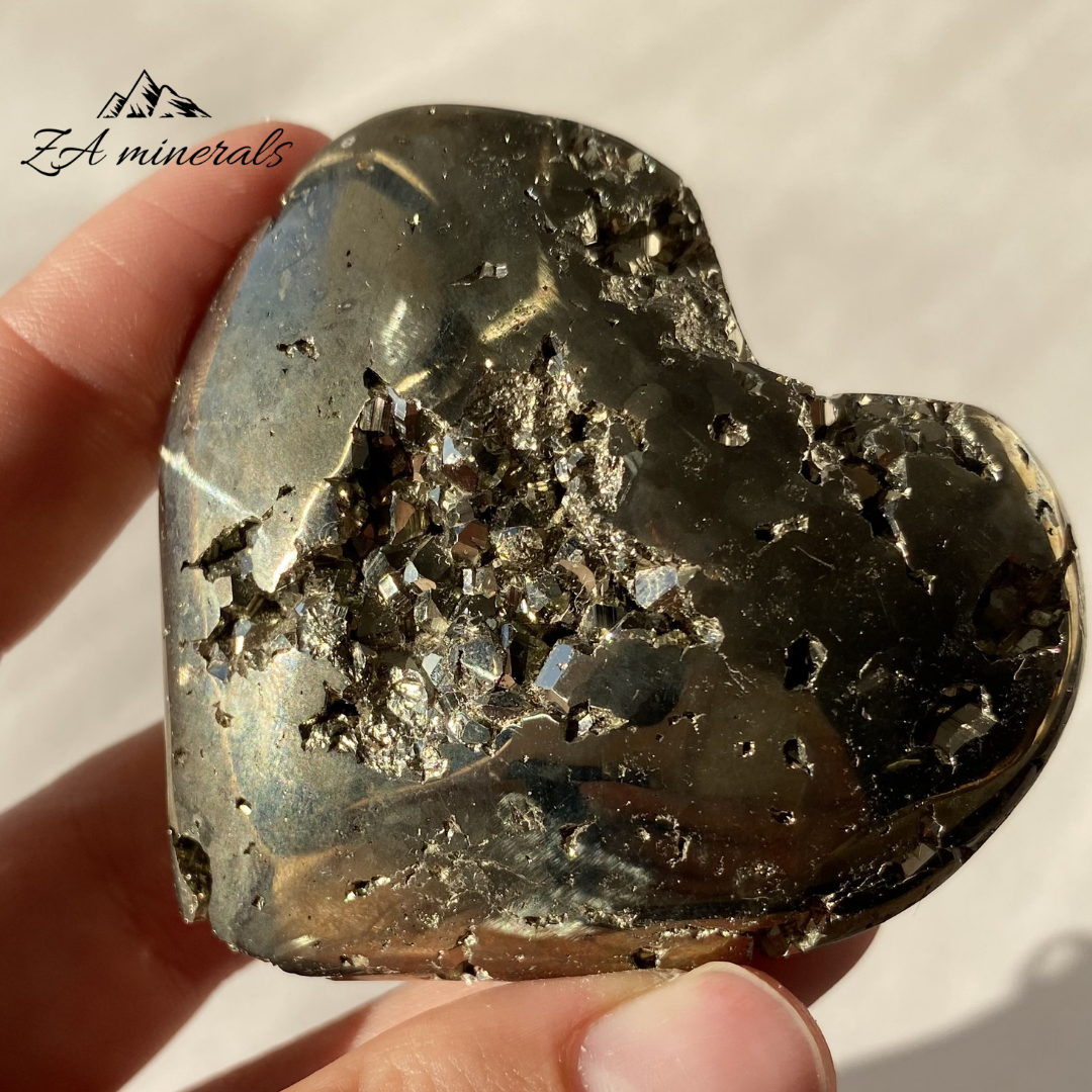 Polished Pyrite Heart 0.137kg IW13
