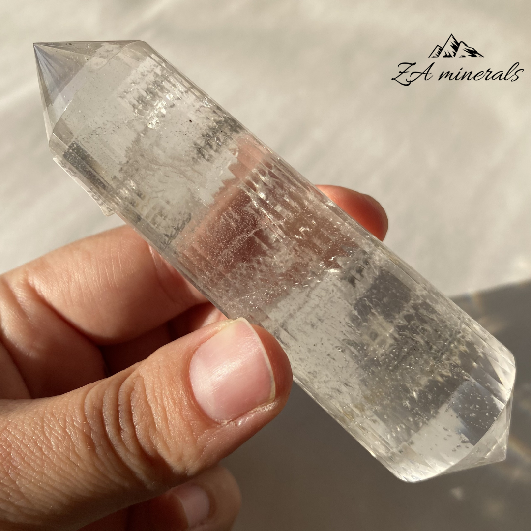 Himalayan Quartz Vogel 0.102kg IW1