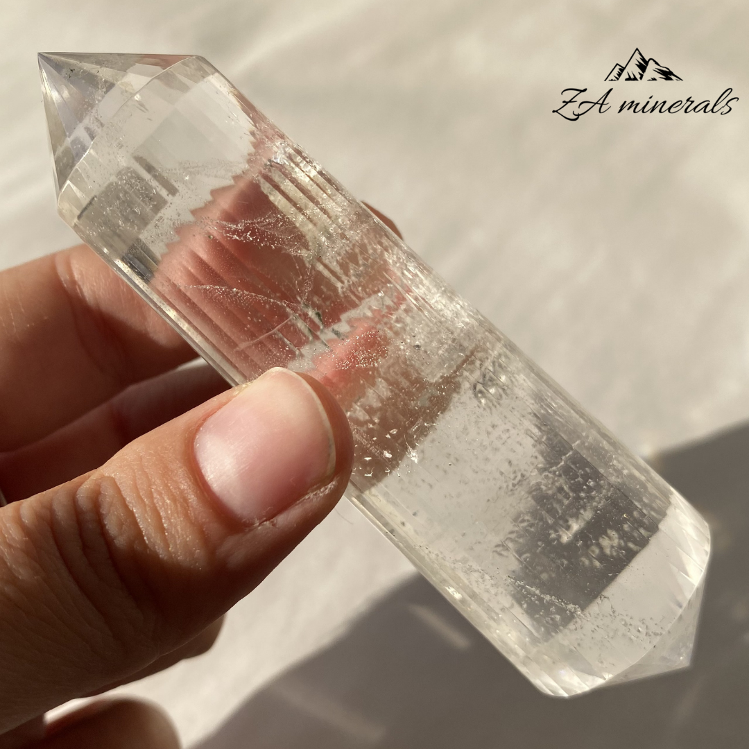 Himalayan Quartz Vogel 0.102kg IW1