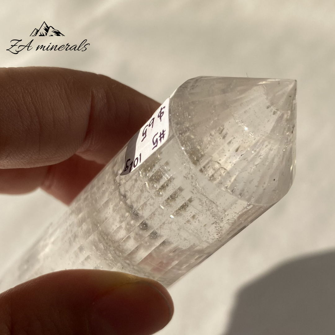 Himalayan Quartz Vogel 0.102kg IW1