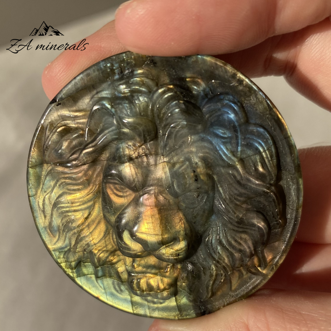 Talla de búho y calavera de labradorita HT23 