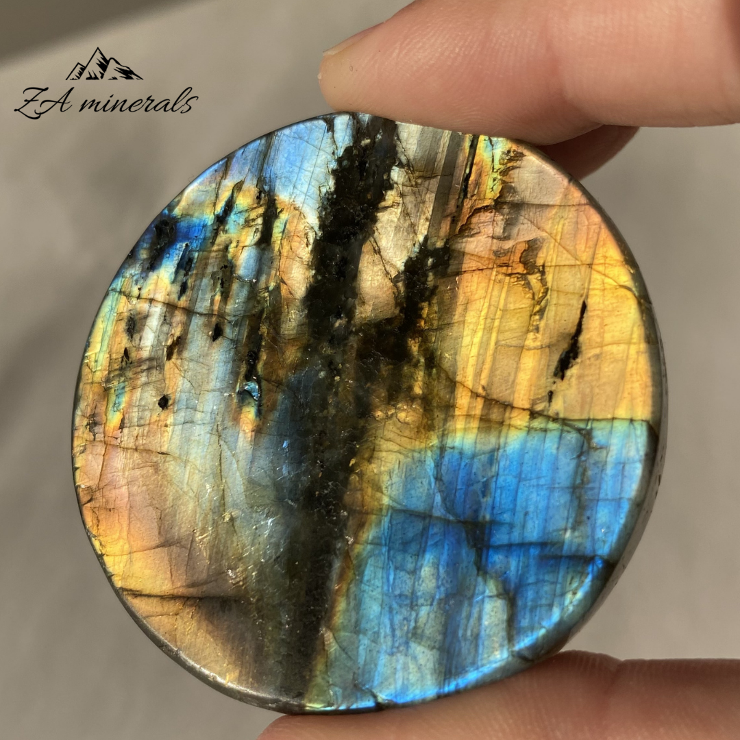 Talla de búho y calavera de labradorita HT23 