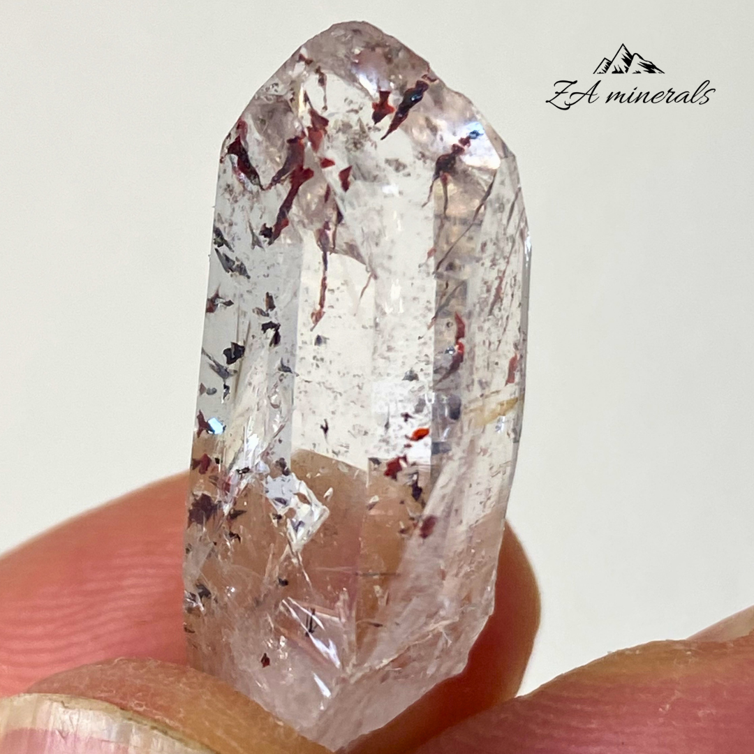 Hematite Included Quartz (Harlequin Quartz) Streep Mine 0.008kg IX5