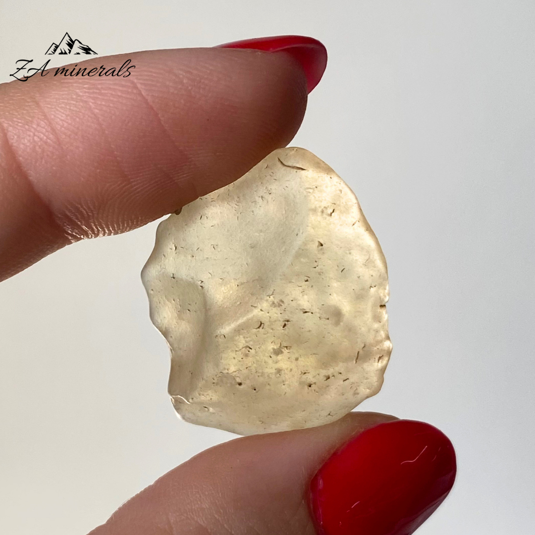 Libyan Desert Glass 0.005kg JA24