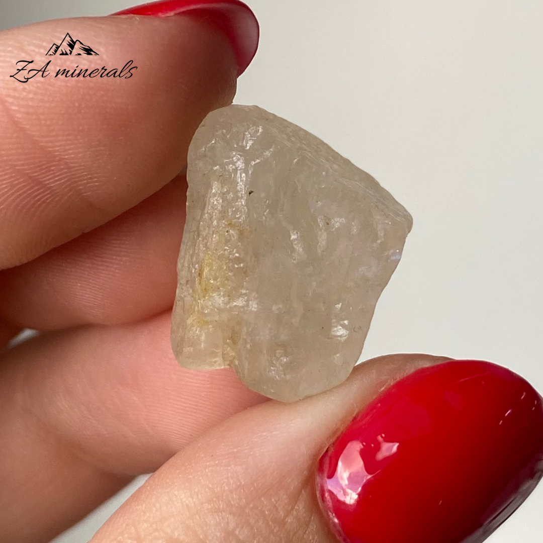 Rough Moonstone Feldspar 0.004kg JA31