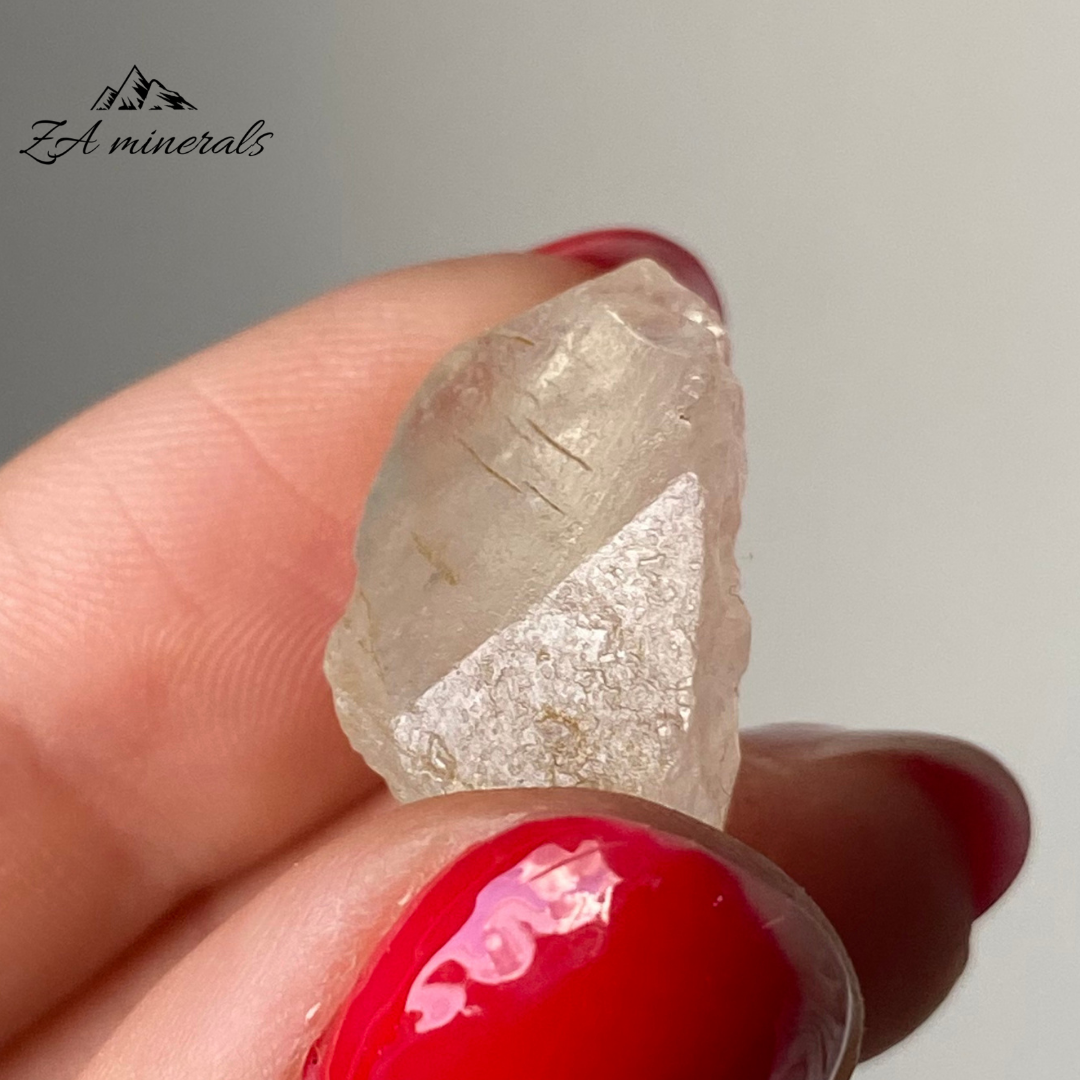 Rough Moonstone Feldspar 0.004kg JA32
