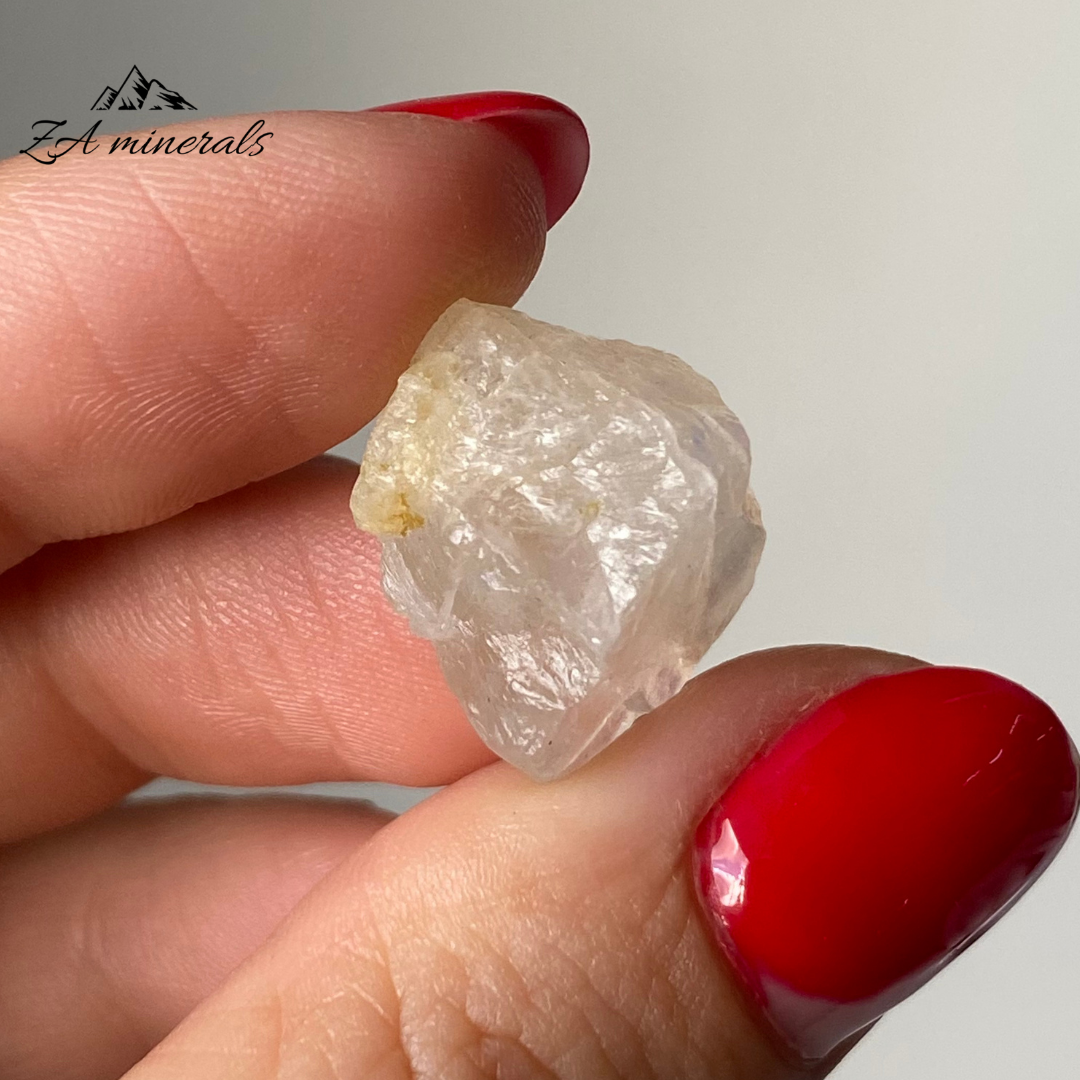 Rough Moonstone Feldspar 0.004kg JA33