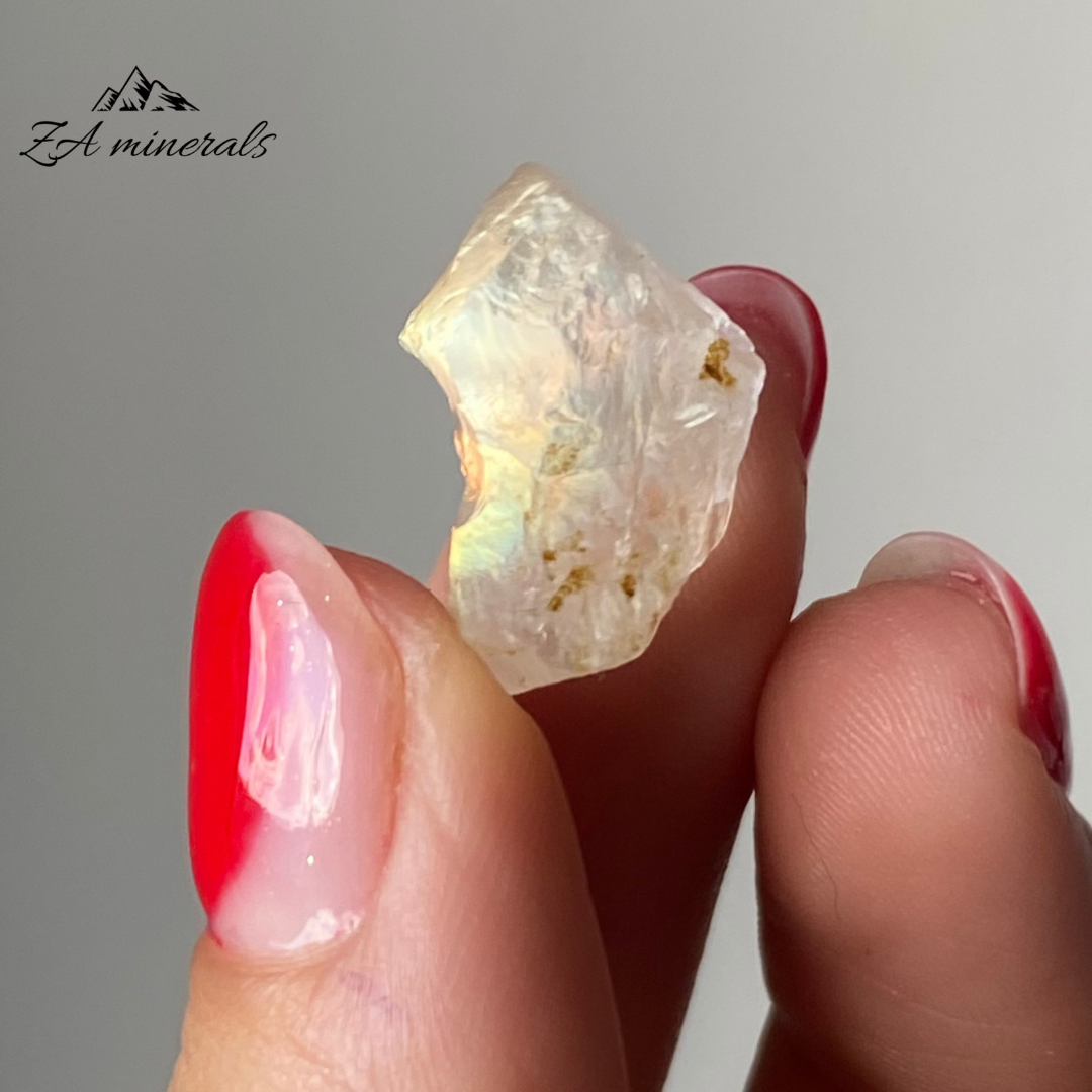 Rough Moonstone Feldspar 0.004kg JA34