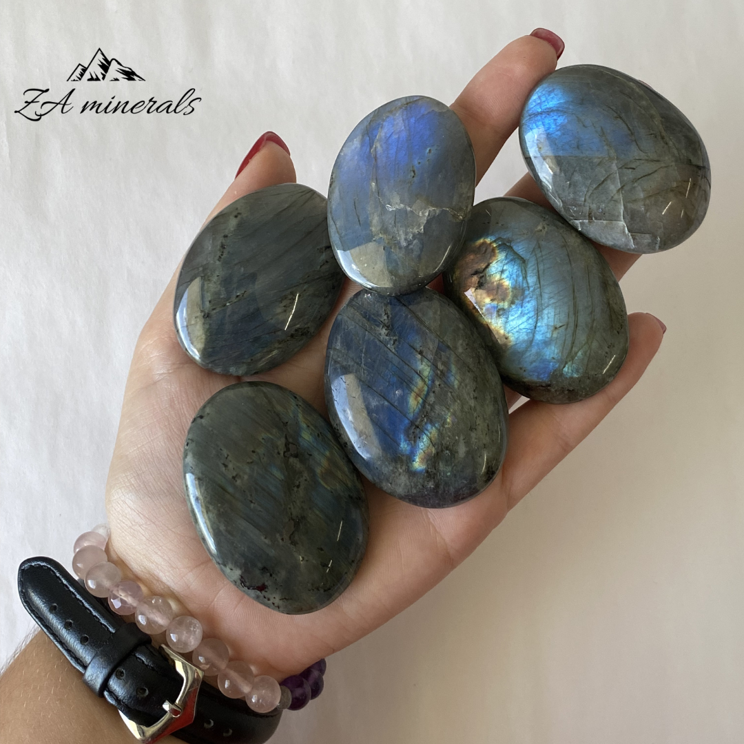 Polished Labradorite Palmstones (x6) 0.250kg GB19