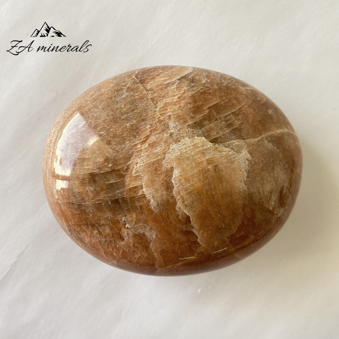 Polished Peach Moonstone Palmstone (x1) 0.150kg GB13