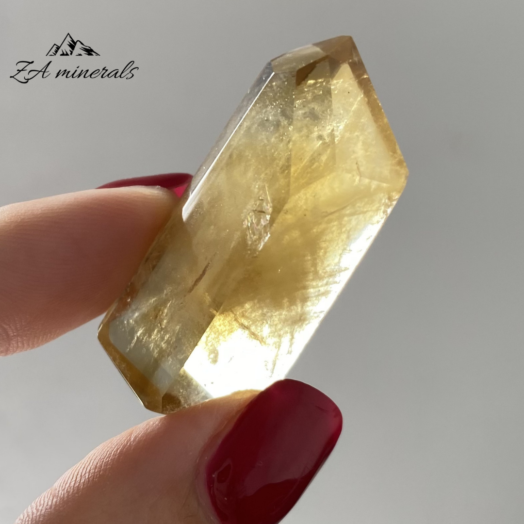 Polished Citrine 0.013kg IV18