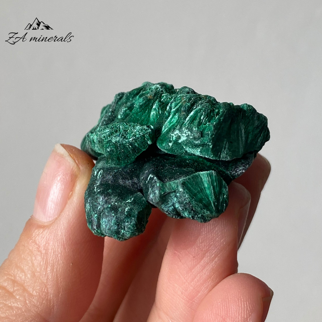 Fibrous Malachite (x15) 0.646kg RTS22