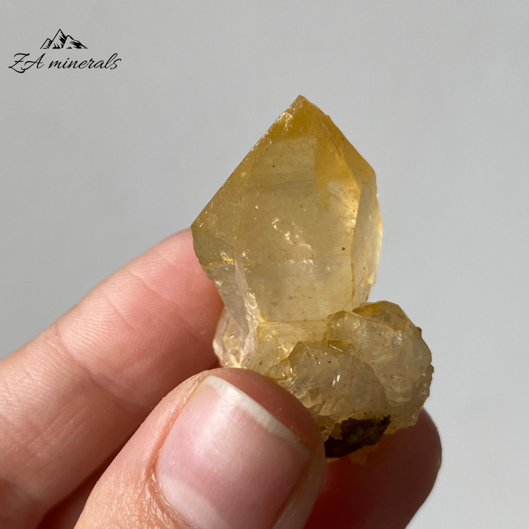 Goethite Included Quartz (Golden Healers) (x30) 1.031kg RTS25