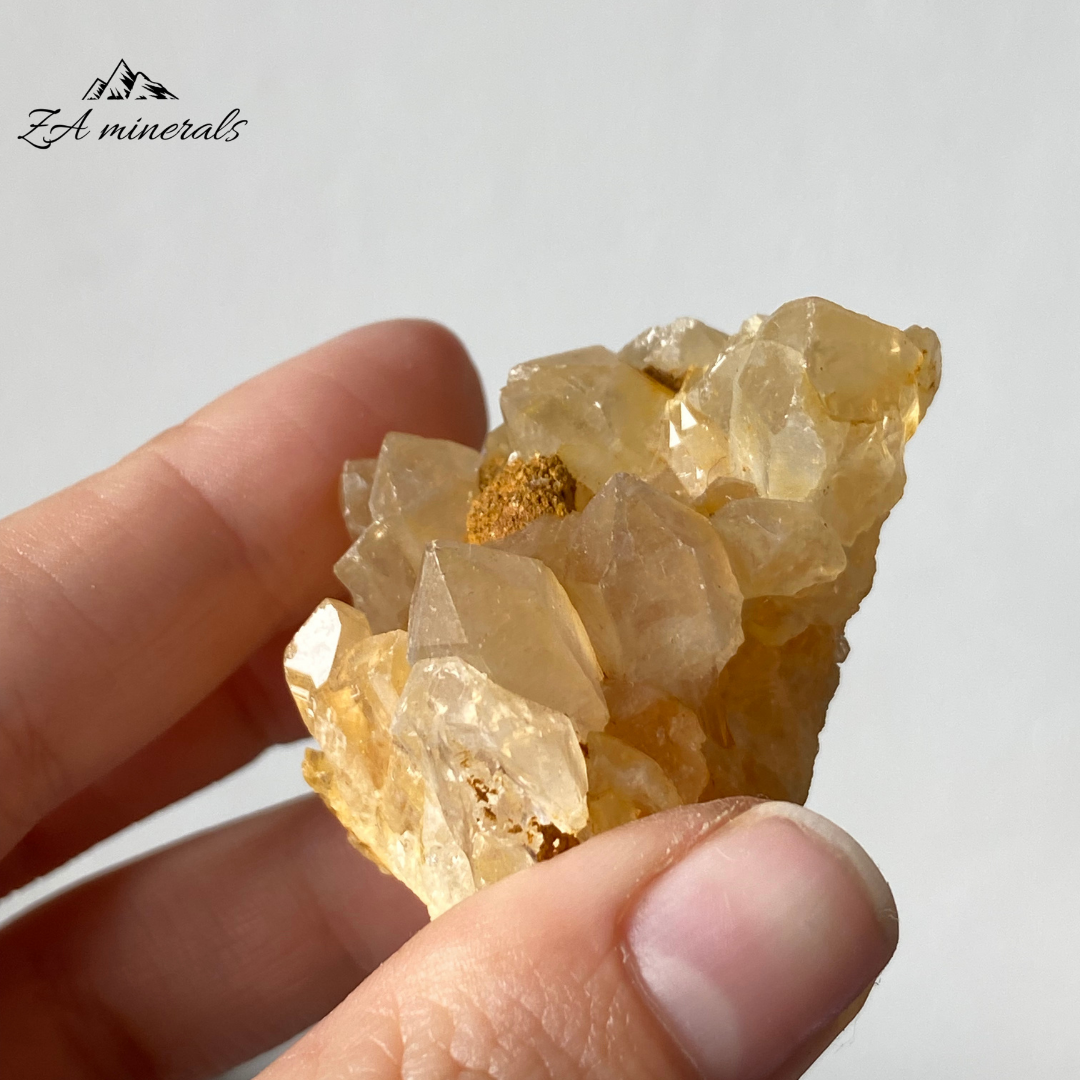 Goethite Included Quartz (Golden Healers) (x30) 1.031kg RTS25