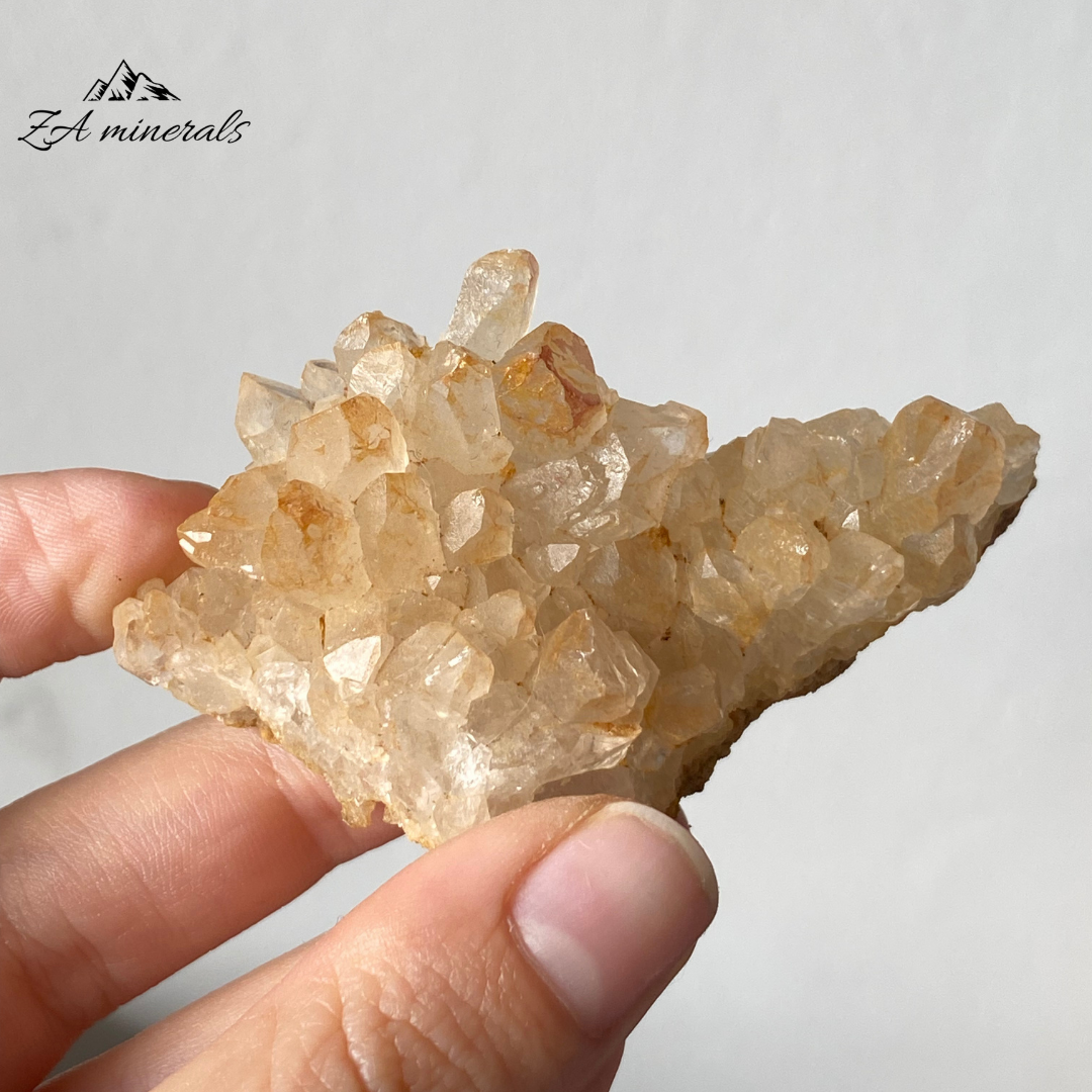 Goethite Included Quartz (Golden Healers) (x30) 1.031kg RTS25