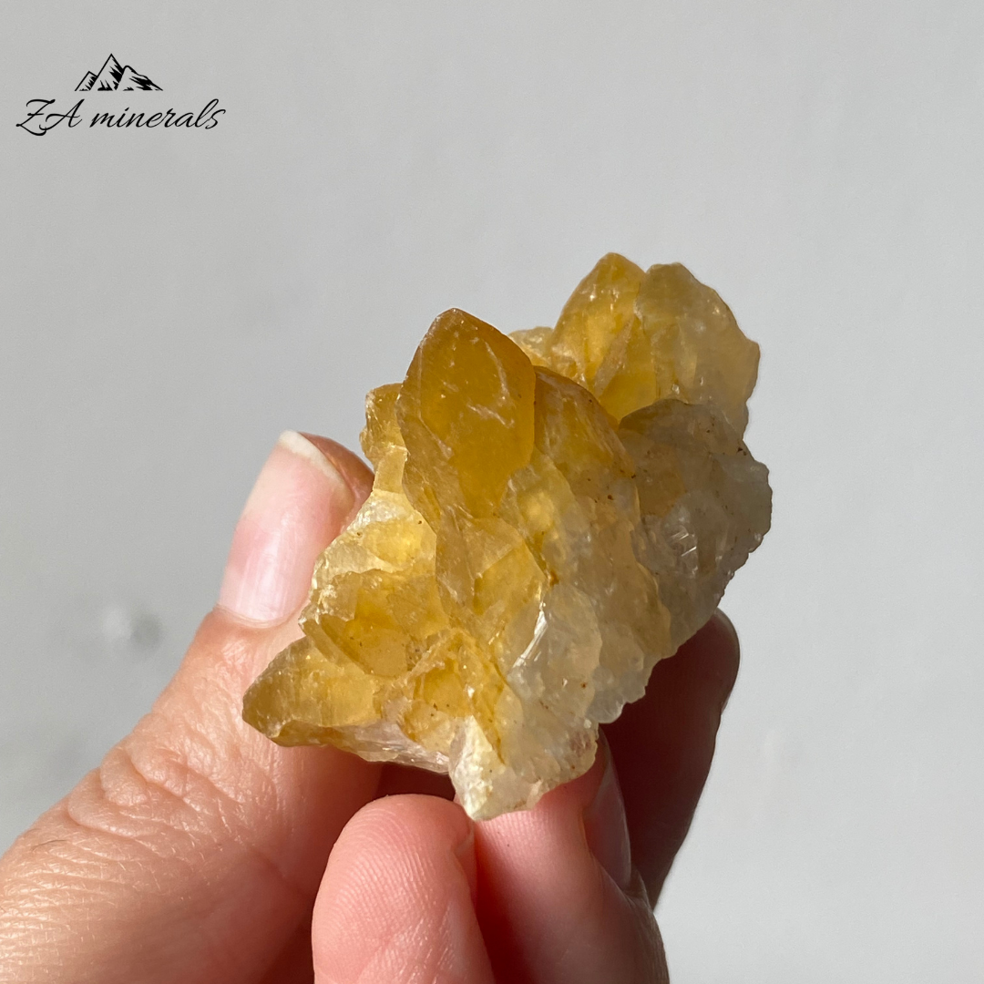 Goethite Included Quartz (Golden Healers) (x30) 1.031kg RTS25
