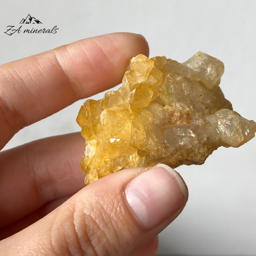 Goethite Included Quartz (Golden Healers) (x30) 1.031kg RTS25