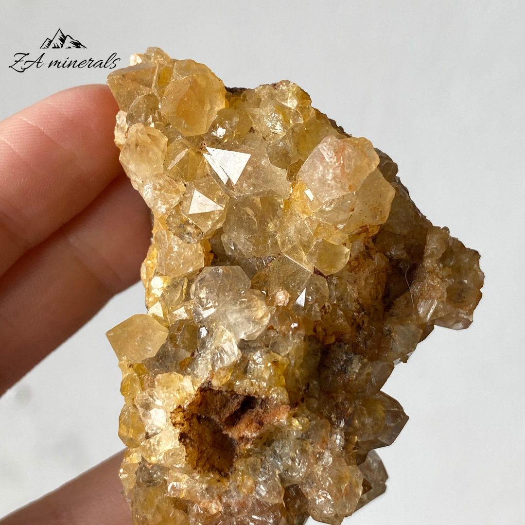 Goethite Included Quartz (Golden Healers) (x30) 1.031kg RTS25