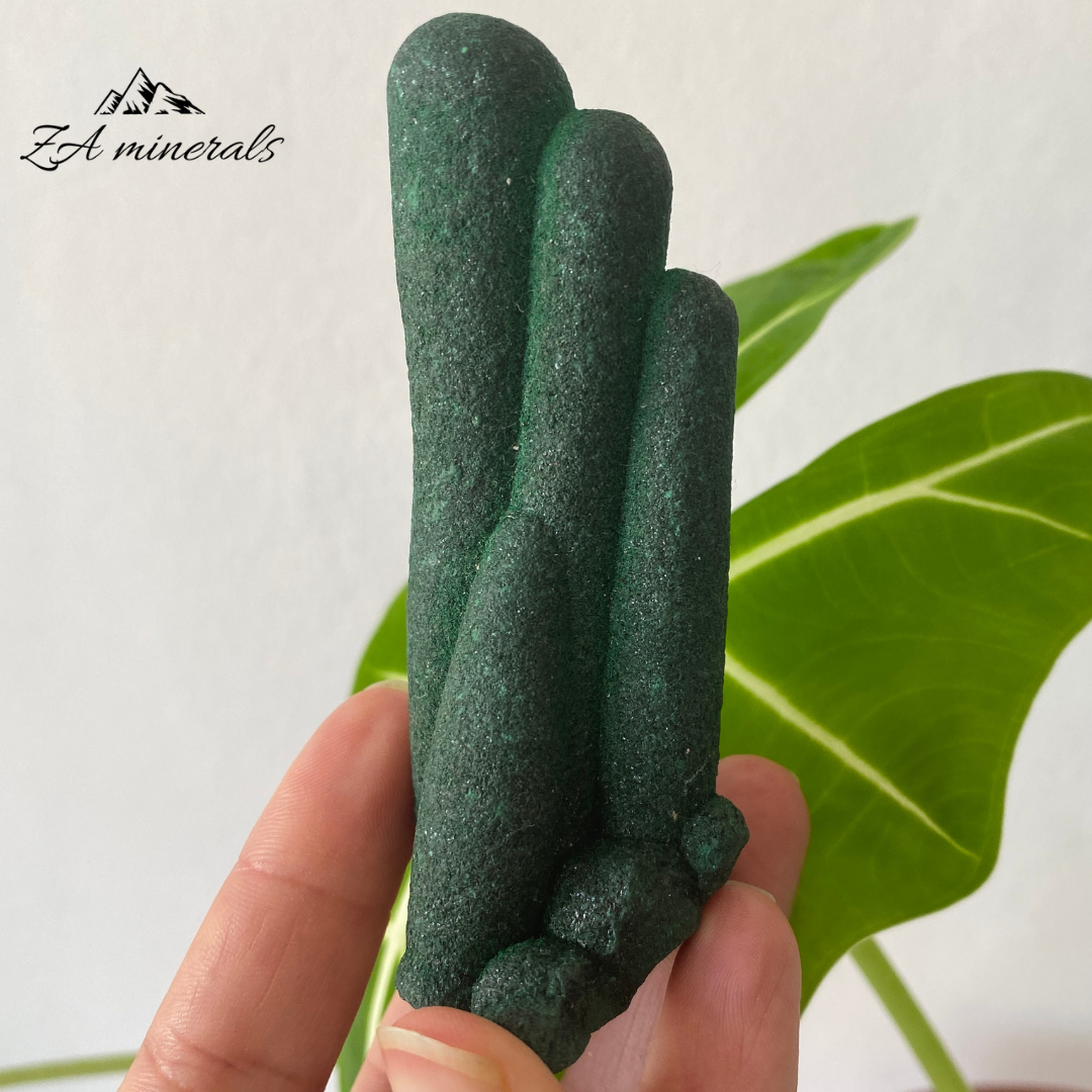 Malachite Stalactite 160g IA02