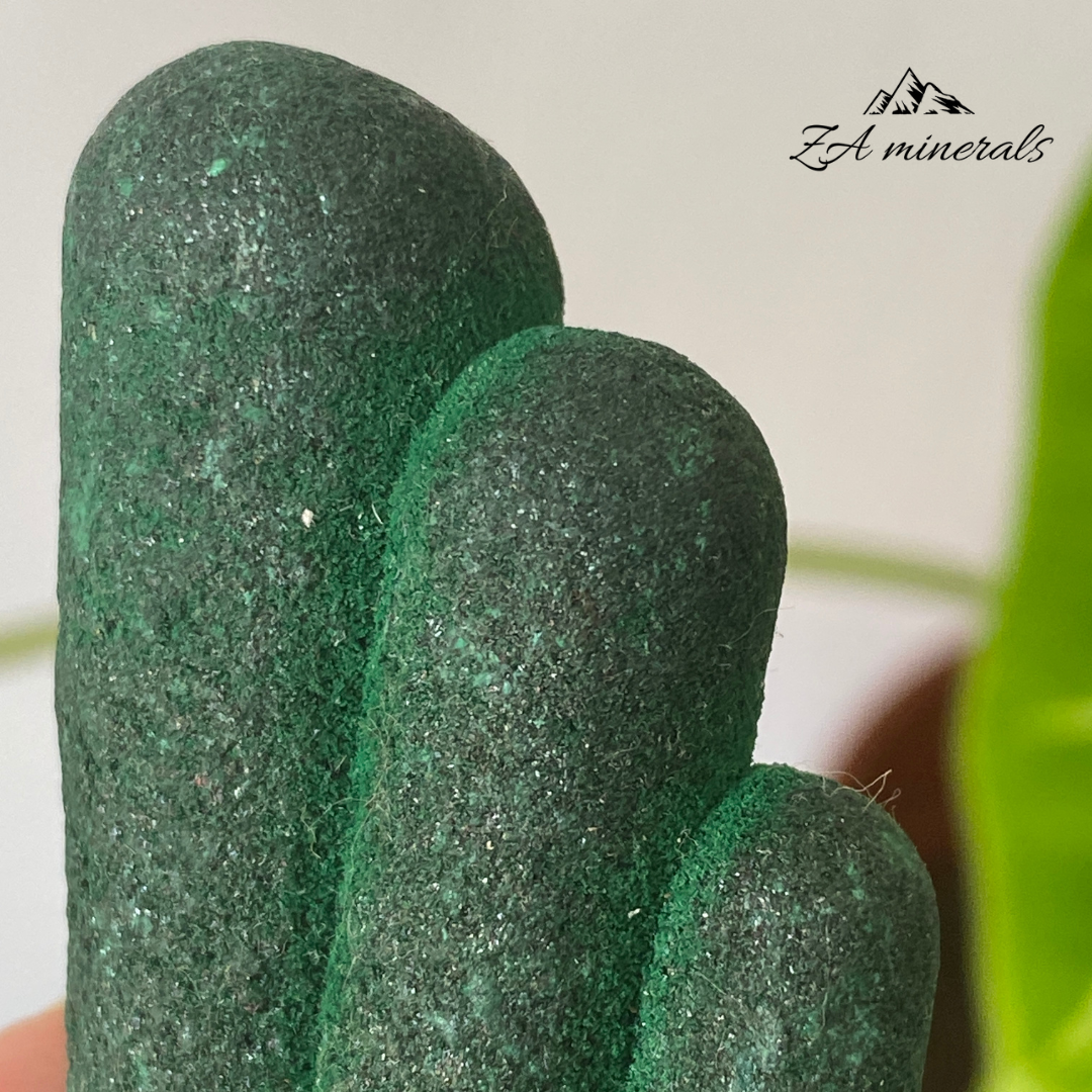 Malachite Stalactite 160g IA02