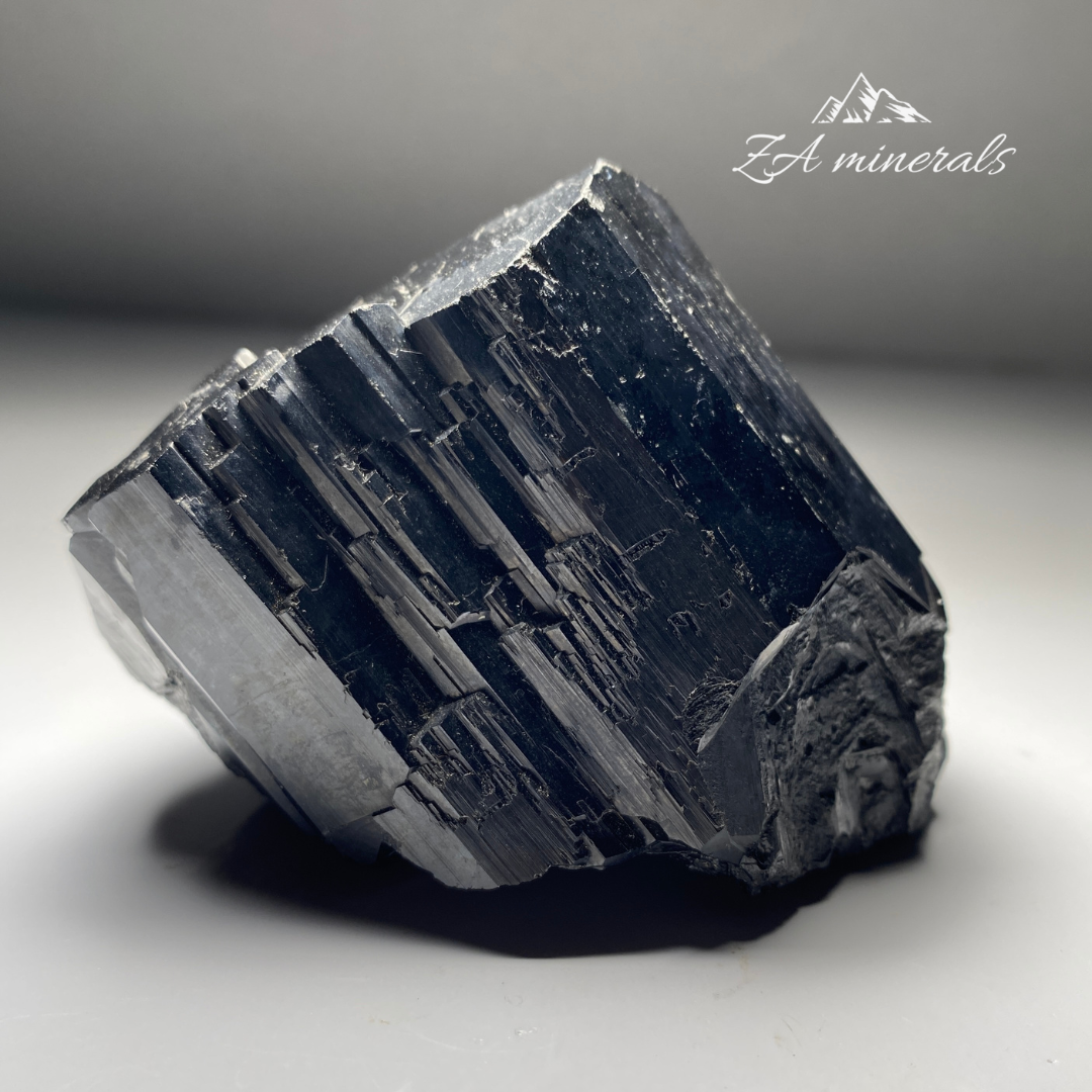 Black Tourmaline Schorl HU14