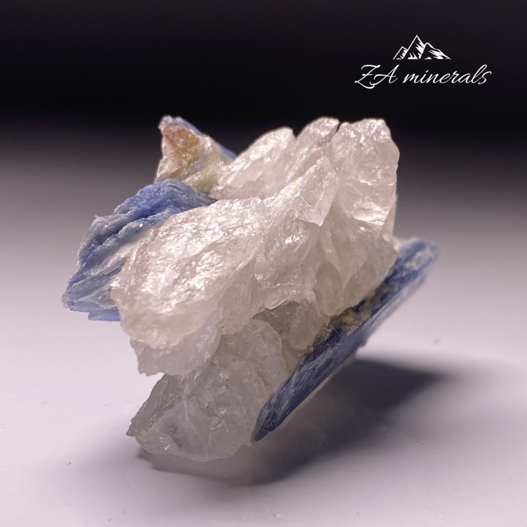 Kyanite, Mica & Quartz HR19