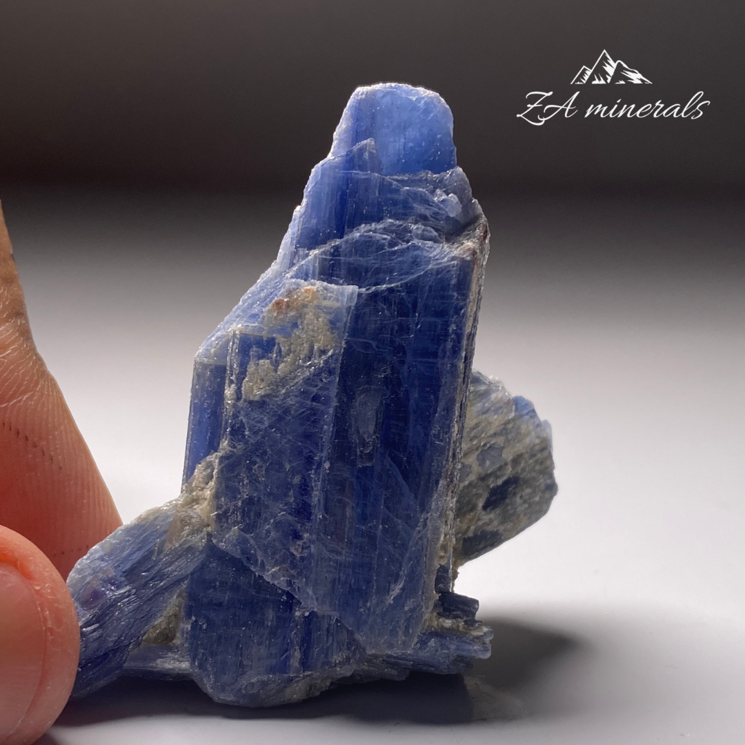 Kyanite & Quartz HR10