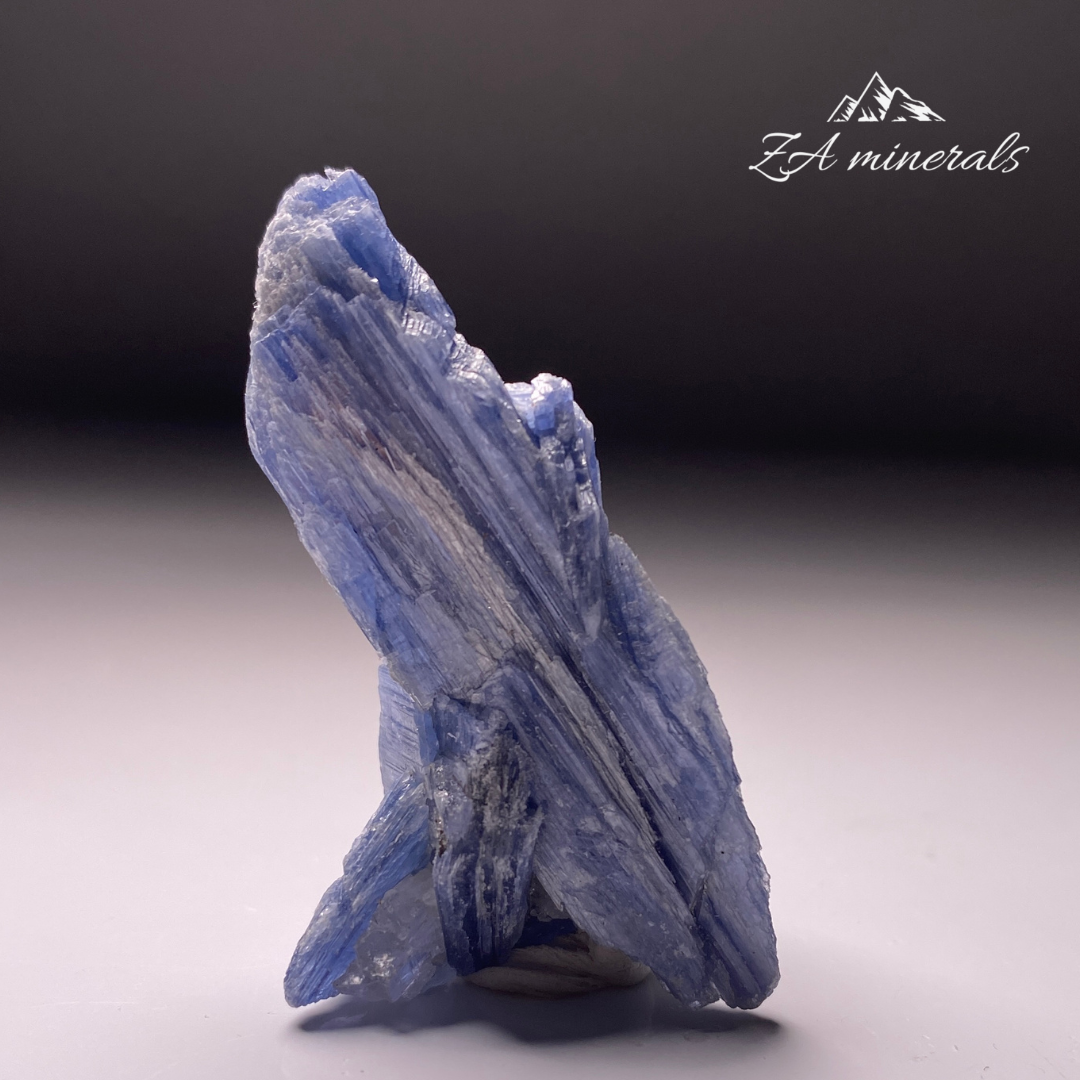 Kyanite & Quartz HR13