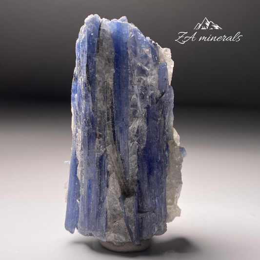 Kyanite & Quartz HR18