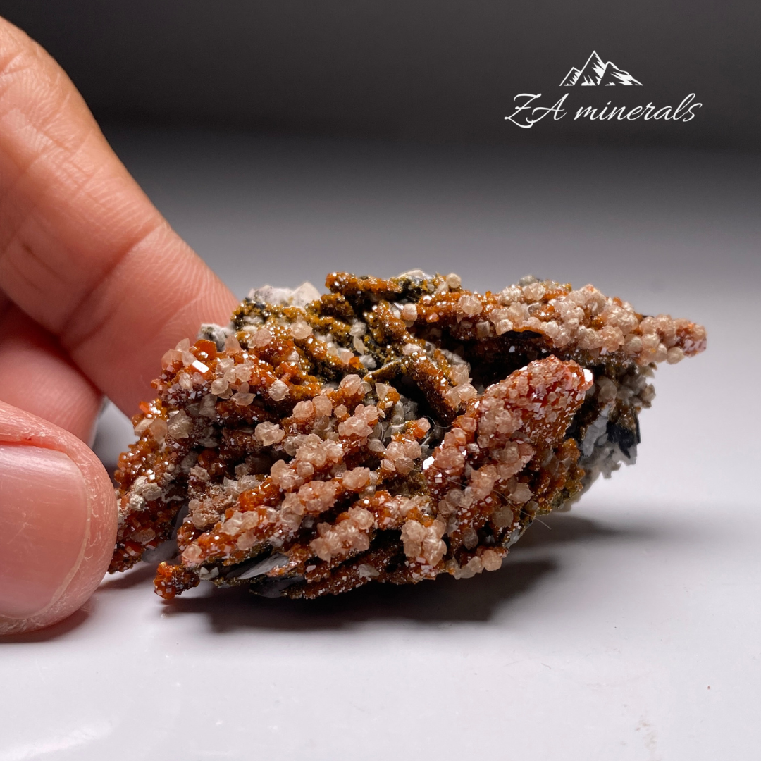 Vanadinite, Baryte & Aragonite HU09