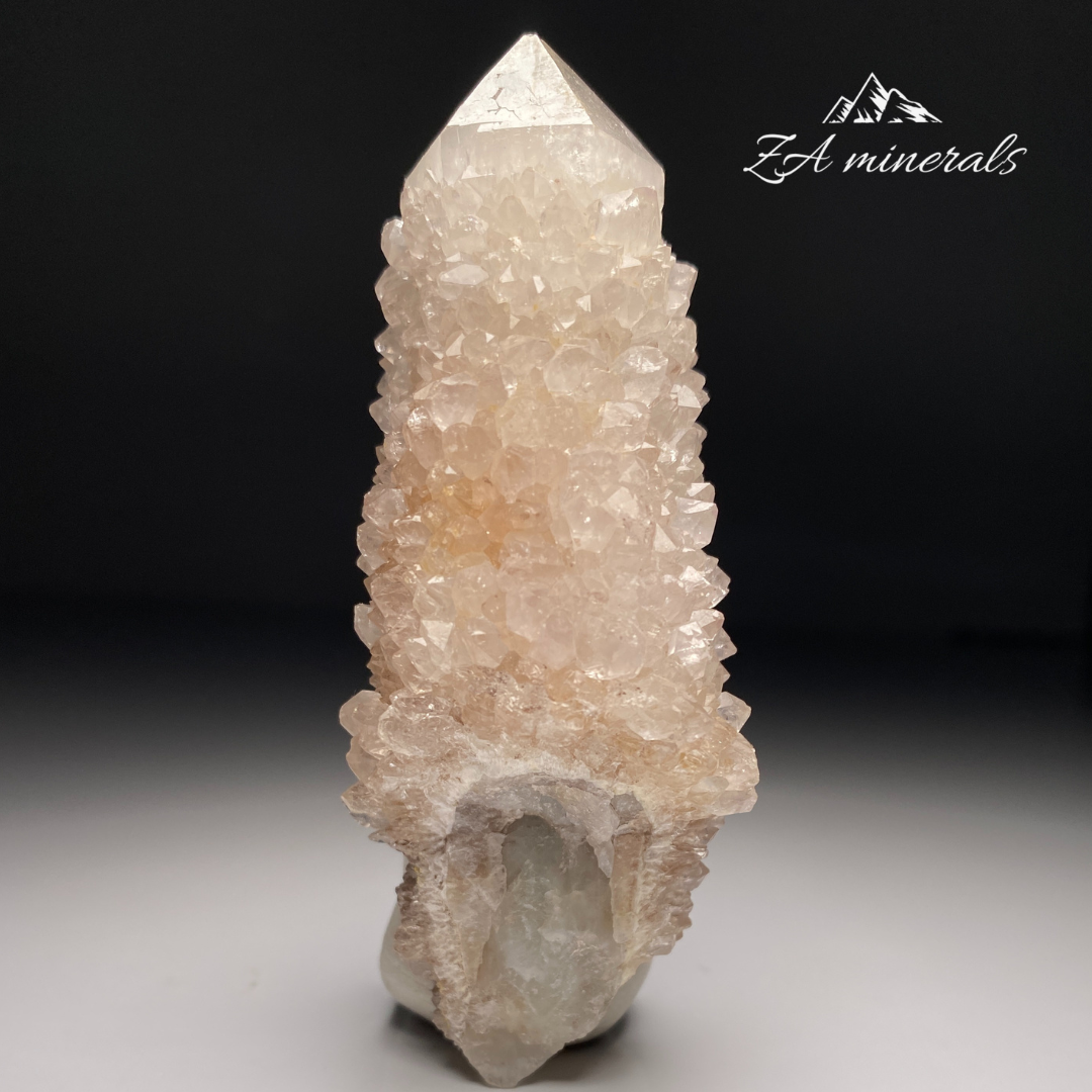 White Cactus Quartz HM08